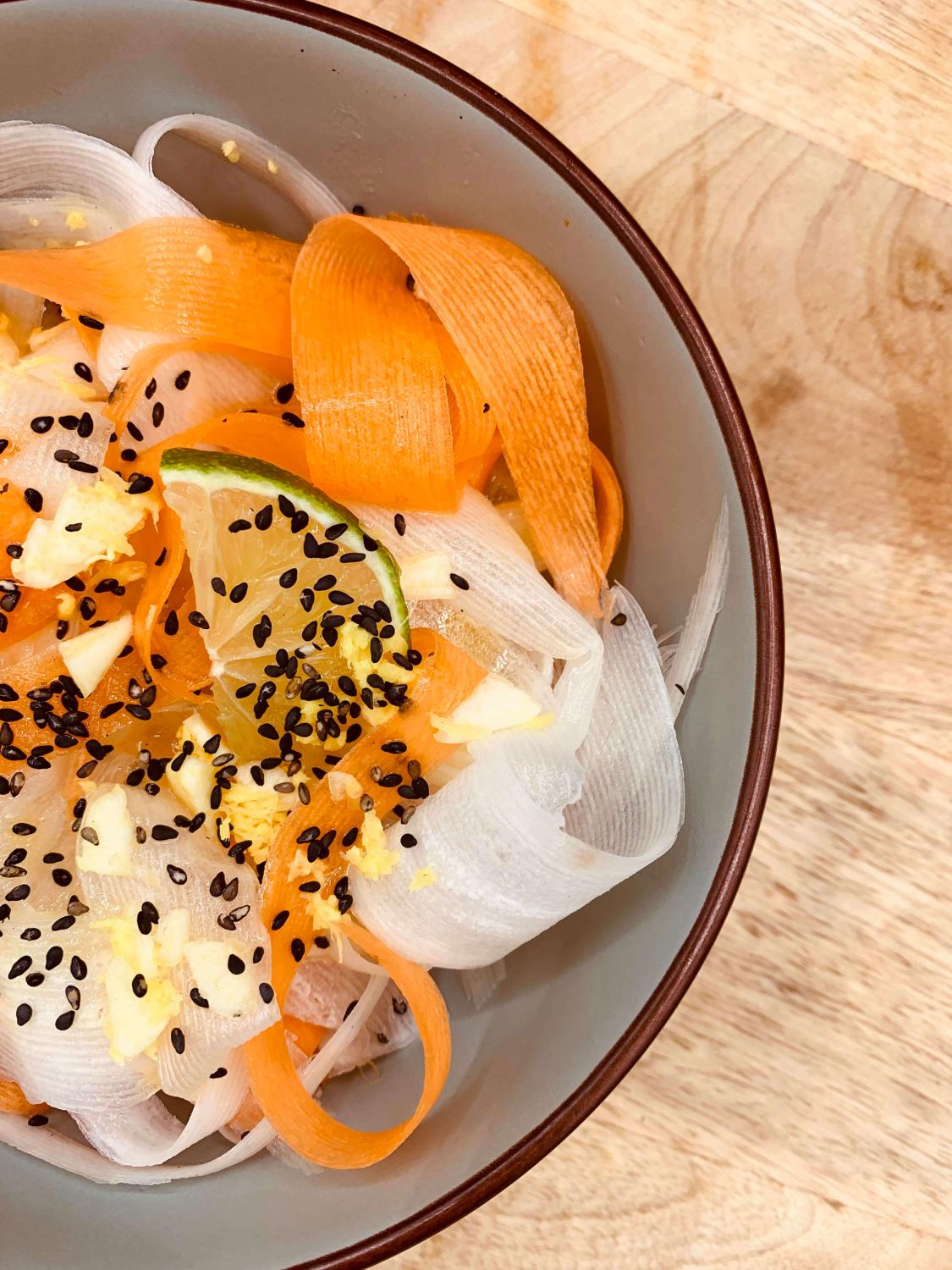 Salade de radis noir et carottes au gingembre frais